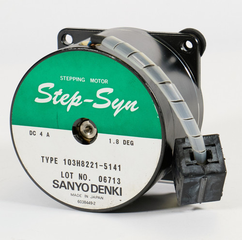 Sanyo Denki 103H8221-5141 Stepper Motor 86MM Two Phase Single Shaft