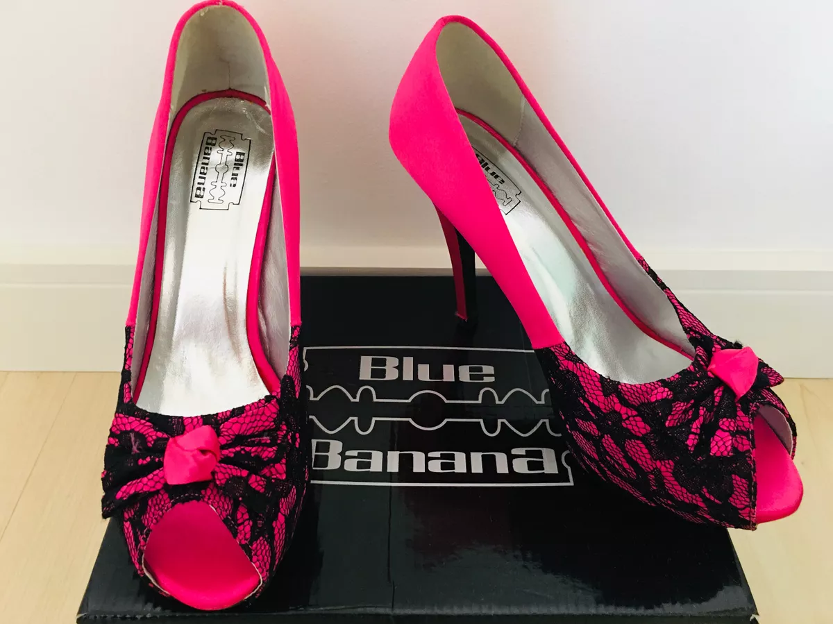Pink black heels 2025