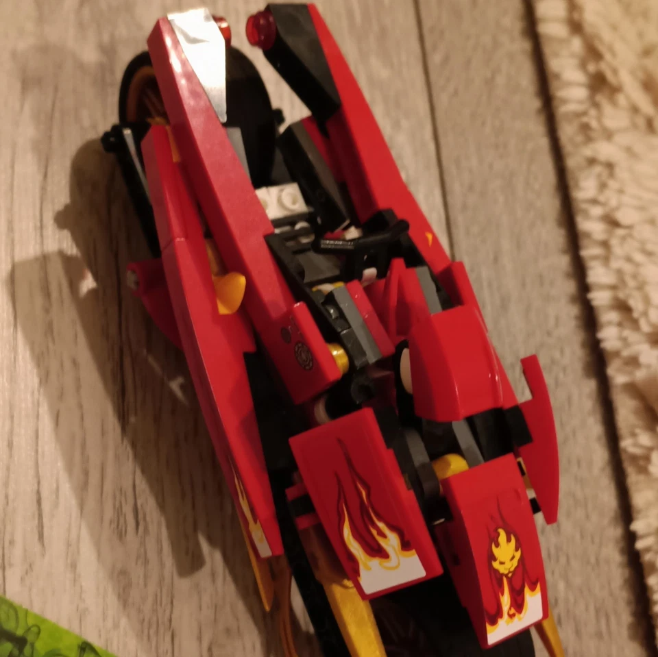 LEGO Ninjago 9441 Kai's Blade Cycle, photo 3 of 4