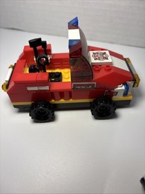 LEGO City #60041 Police Crook Pursuit Motorcycle W/Bike & Fire Car & People