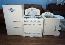 Pottery Barn Retro Simply White Play Kitchen Set 3 Pc. Refrigerator/Oven/Sink