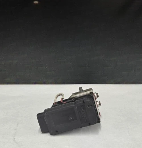 2002-2005 Ford Excursion 4x4 ABS Anti-Lock Brake Pump Module Assembly OEM - Image 3 of 4