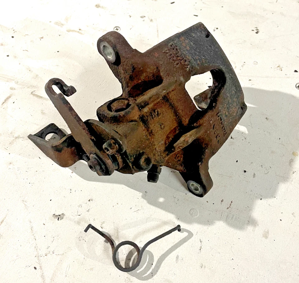 Pinza de freno trasera Renault Master MK2 1998 - 2003 2,5 pasajeros N/S BOSCH OEM Foto 2 de 4