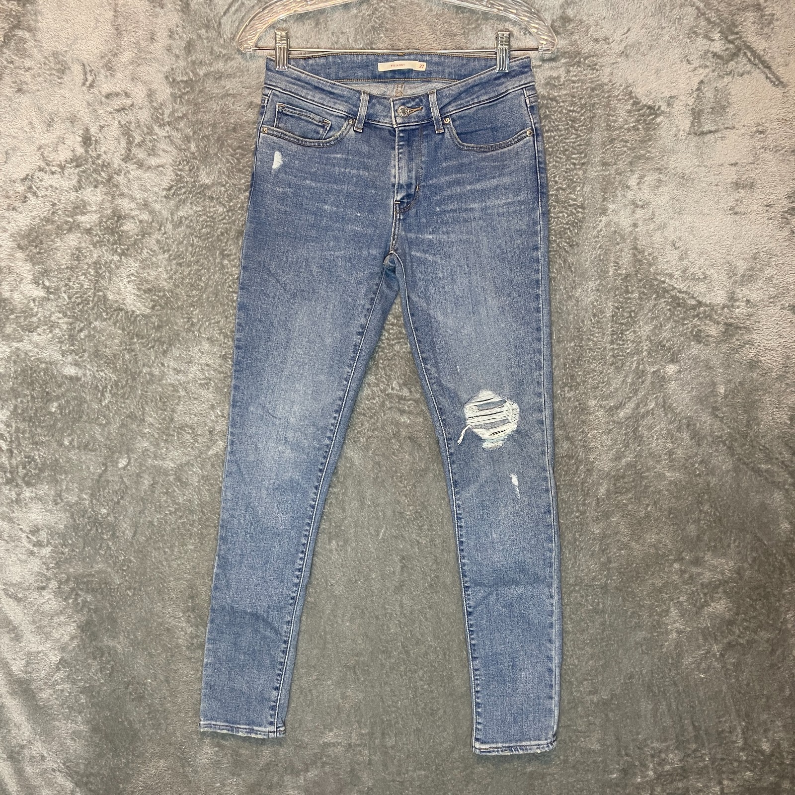 Levis 711 Womens Classic Modern Distressed Slim Light Wash Denim Skinny Jeans 27