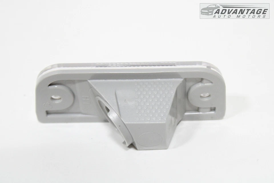 2019-2020 HYUNDAI SANTA FE REAR LEFT SIDE TAILGATE LICENSE LIGHT LAMP OEM - Image 2 of 4