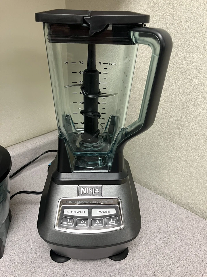 Ninja Professional 1500 Watt Kitchen Blender Processor With Attachments - Tested - Image 2 of 4