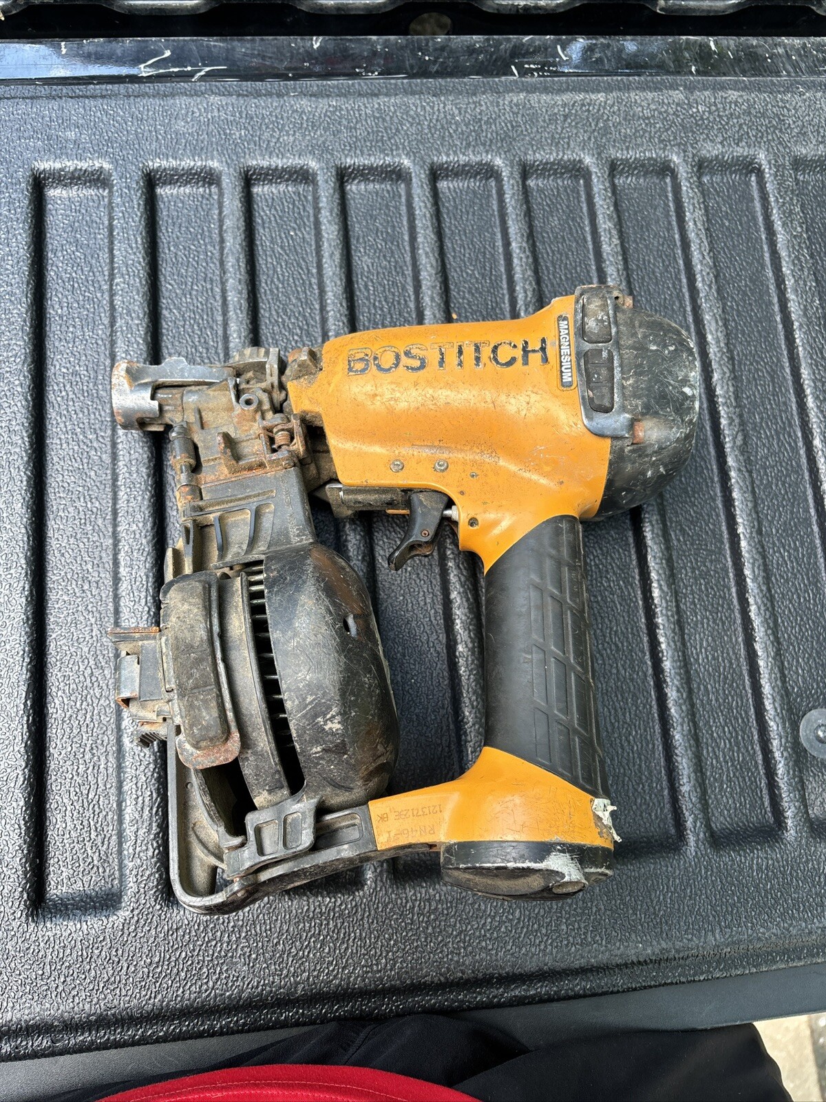 BOSTITCH RN461 Coil Roofing Nailer Power Tool TESTED, WORKING eBay