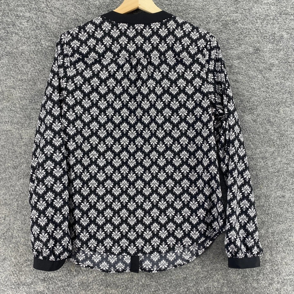 Top Mujer Colección 212 M Mediano Negro Geométrico Abotonado Cuello Redondo Manga Larga Foto 2 de 4