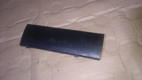 BMW E36 316i (4) Blende Abdeckung Aufnahme Abschlepphaken Stoßstange vorne