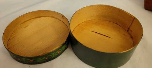 Vintage Hand Painted Mini Wood Trinket Round Box 3.5" X 1.5" - Bild 6 von 9