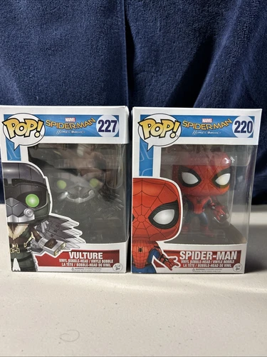 Funko Pop! Vinyl: Marvel Spider-Man Homecoming Vulture #227 & Spiderman #220