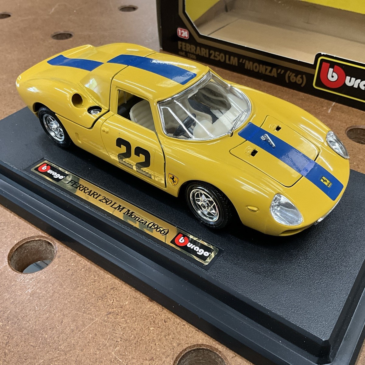 Burago 1:24 Scale Ferrari 250 LM “Monza” ('66) in yellow | eBay UK