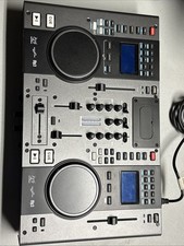 Stellar Labs dj mixer model 555-19520