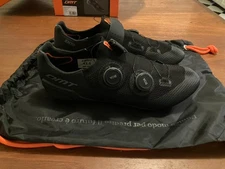 DMT SH10 43.5 Road Cycling Bike Cleats shoes used