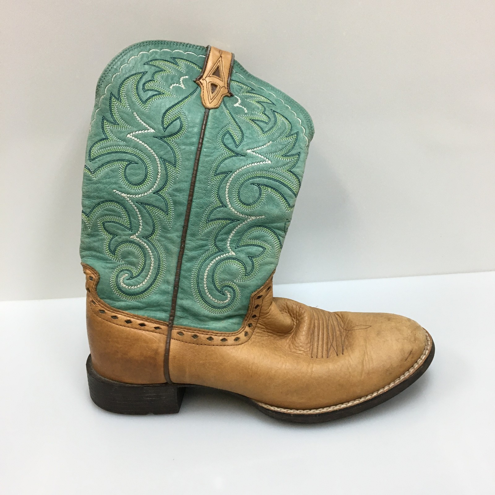 Ariat Womens Size 9B Leather Cowboy Boots Square Toe Pull On Riding Western  