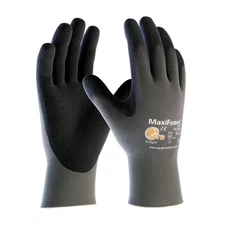 Protective Industrial Products Maxifoam Lite Gray 15G Nylon Shell Black Nitrile