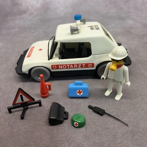 Playmobil Vintage Ambulance Health Car 3217 -incomplete