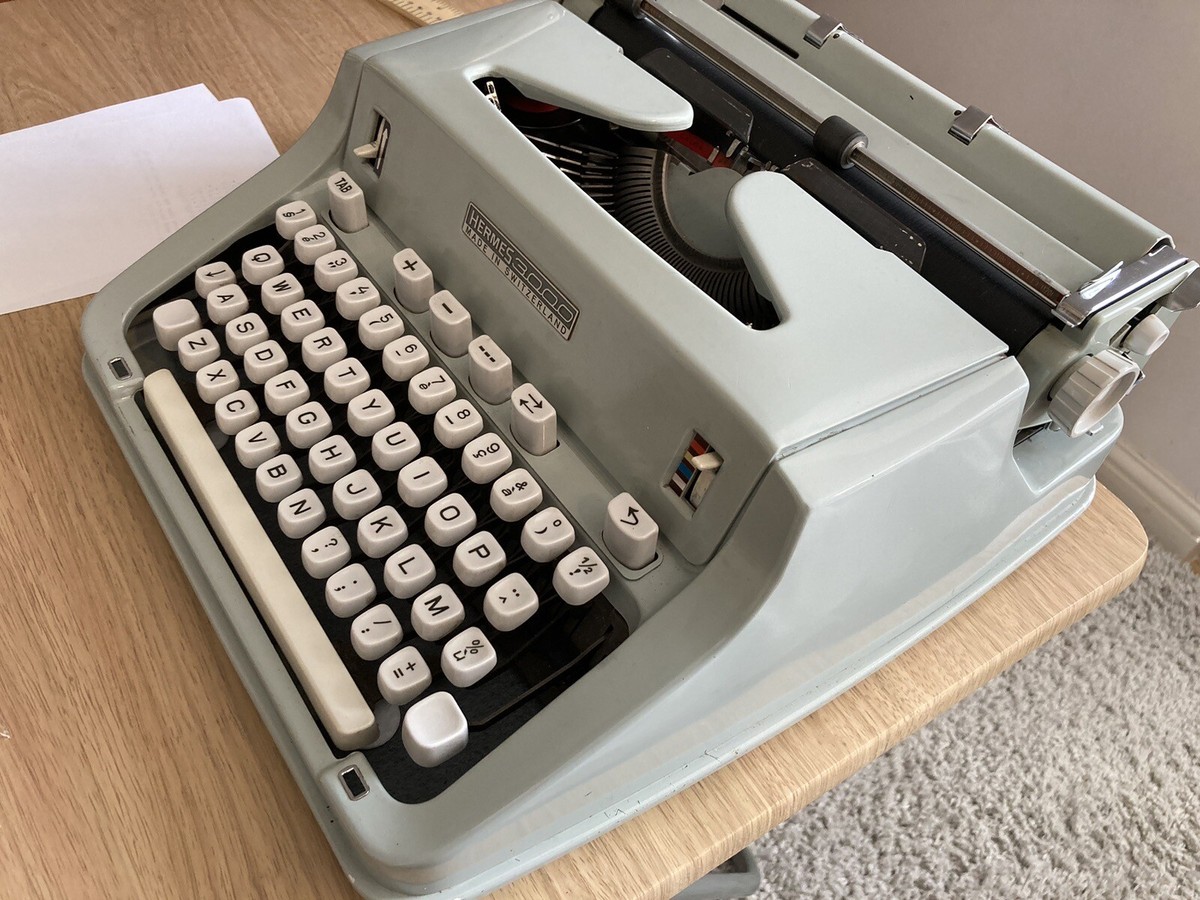 HERMES 3000 タイプライター