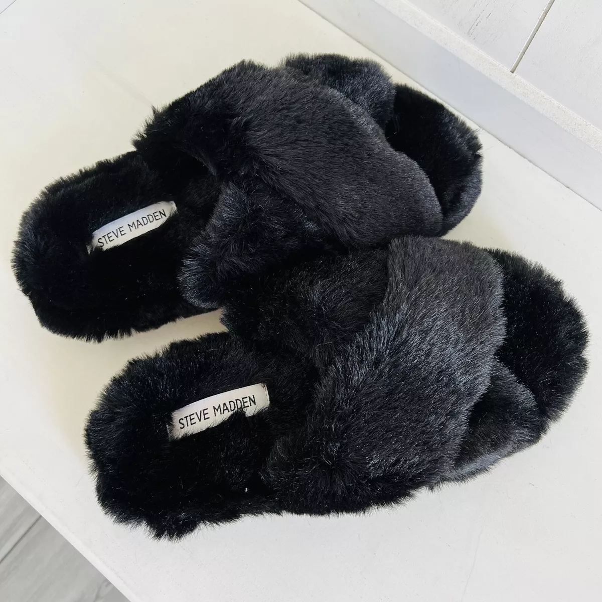 Steve madden shop black slippers