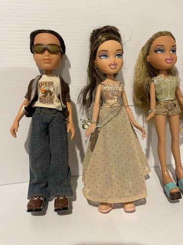 Bratz Doll Bulk Lot Carry Case Clothes Accessories Yasmin Cade Dana 4 Dolls Rare - Picture 5 of 22