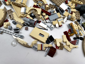 LEGO Star Wars: Mos Eisley Cantina 75052 - Listing #2