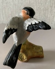 CROWN STAFFORDSHIRE BIRD THE BULLFINCH  PORCELAIN MATT FINISH PERFECT