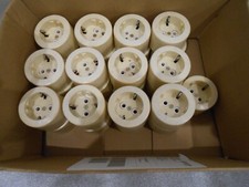 alte antike  DDR kein Bakelit Schuko Steckdose Aufputz Beige Schalter