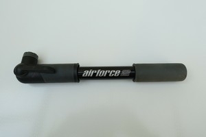 specialized hand pump