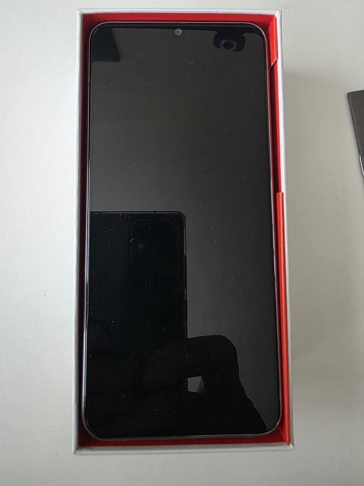 Vodafone Smart V10 VFD 730 Silver Vodafone Network 32GB 5.9" Android Smartphone - Image 2 of 4