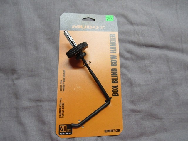 Muddy brand Box Blind Bow Hanger, Black, MUD-BBA-BH1 for Hats & Coats too!