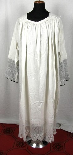 ANTIQUE VINTAGE PRIEST Surplice Cotta Kapell Vestment WITH LACE #3