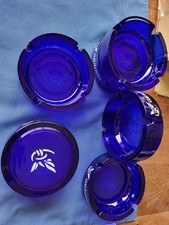 Gauloises Aschenbecher,blau ,Glas  , 5 Sets a 4 Stück  Aschenbecher ,top Zustand