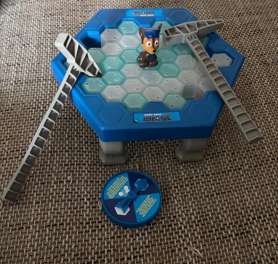 Kinderspiel / Spin Master Games PAW Patrol - Don‘t Drop Chase, - Bild 2 von 4