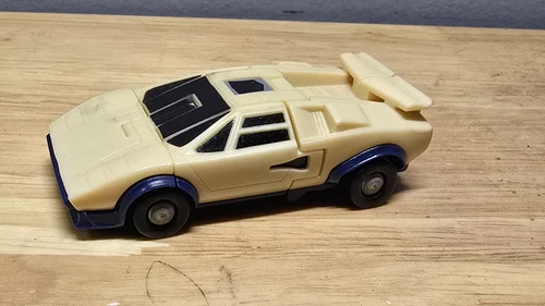 Vintage G1 Transformers Menasor Lamborghini Countach 1986 Plastic Robot Car Toy