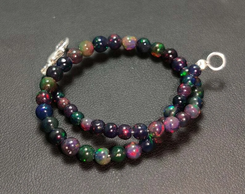 Natural Ethiopian Welo Fire Black Opal Plain Round 3-5mm Beads Gemstone Bracelet - Image 3 of 4