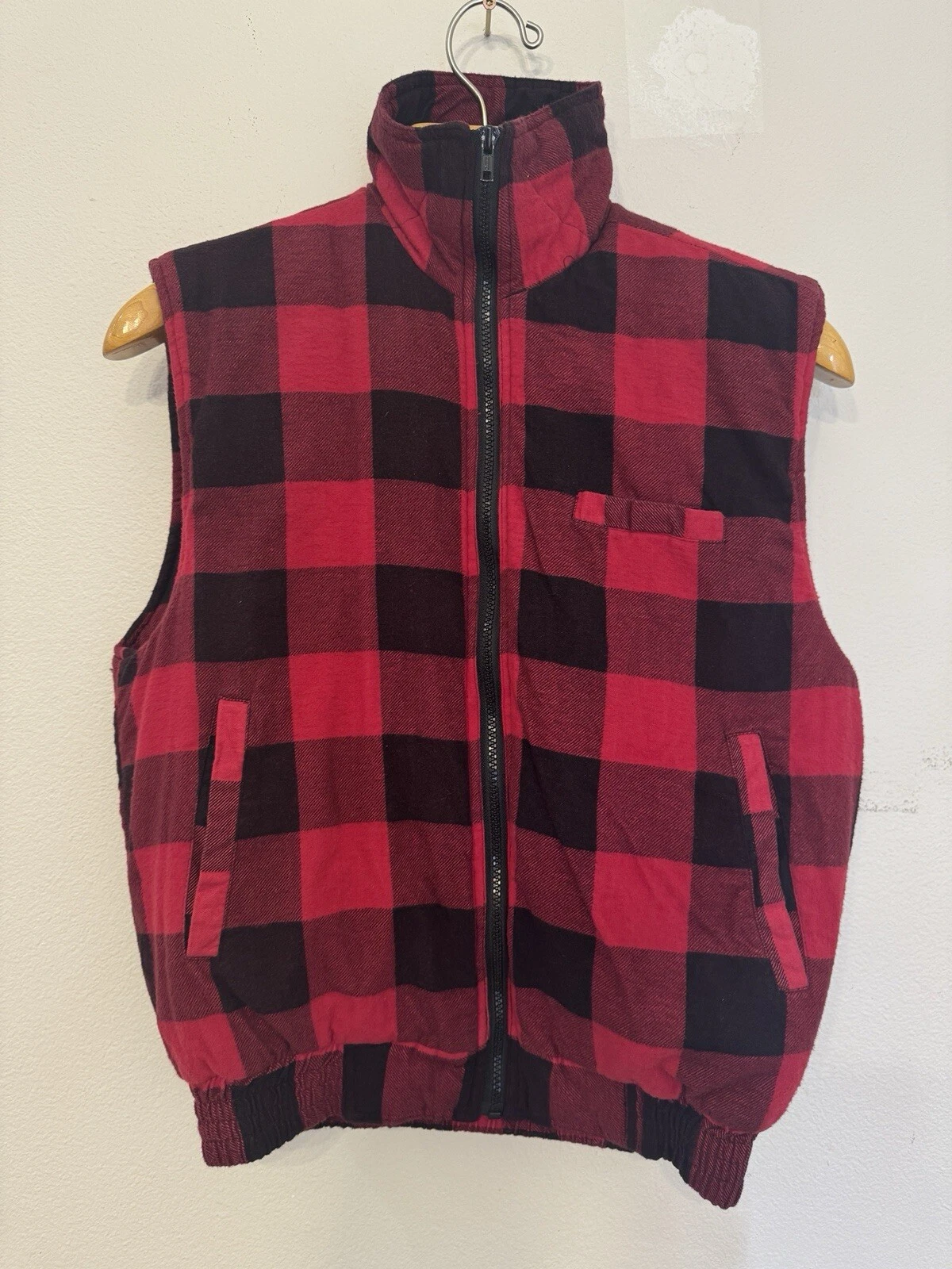 Vintage Ozark Trail Puffer Vest Mens Size Small Buffalo Plaid Lined Full Zip