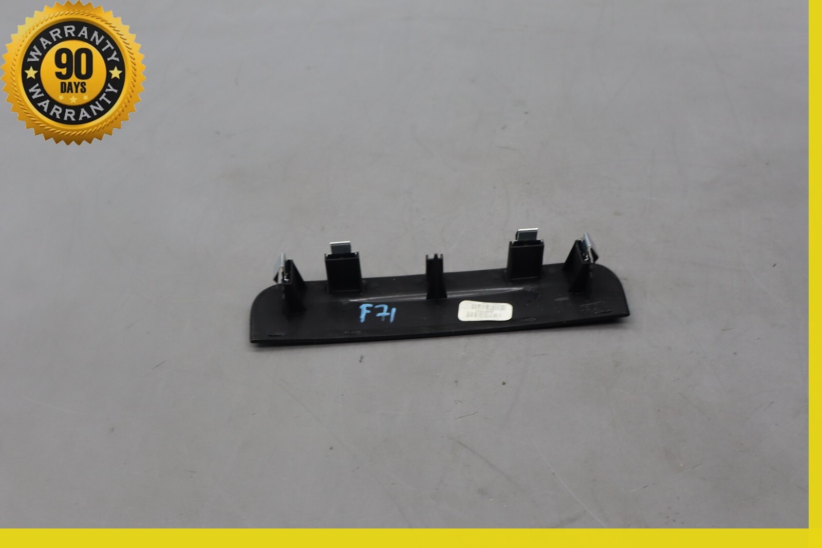 Maserati Ghibli 2014-2022 Rear Center console Black P/N 670019548