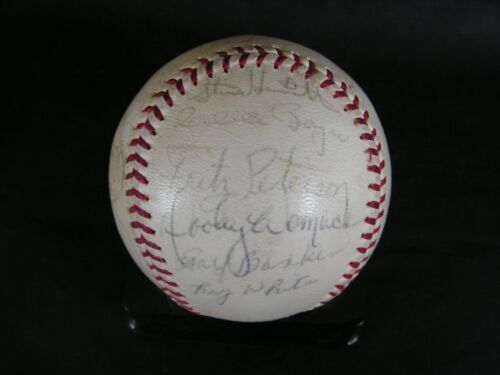 1966 New York Yankees Team Signed Baseball by 23 OAL Mantle Maris Howard Murcer - Picture 2 of 7