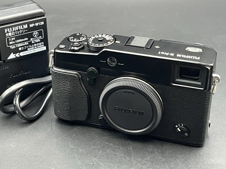 Fujifilm X Series X-Pro1 16.3MP Digital Camera Black Tested #342 - Image 2 of 4