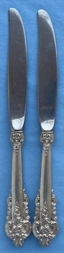 Set of 2 Wallace Sterling Silver Grand Baroque 8 7/8 Inch Dinner Knives 168g
