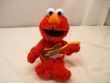 Sesame Street ROCK AND RHYME Talking Singing ELMO 14 Plush Toy With Guitar