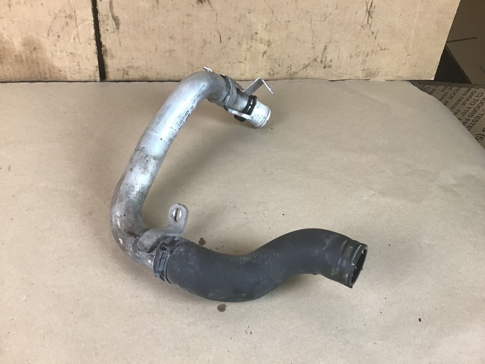 Audi R8 Spyder 2008-2012 Hose pipe