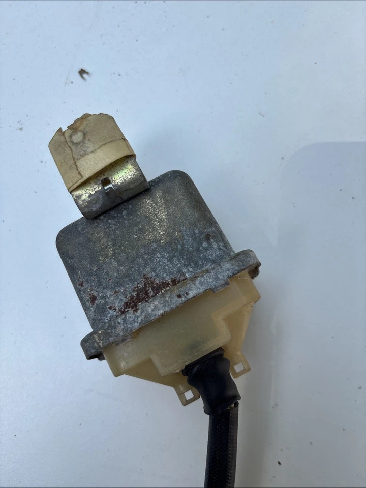 Relé de motor principal Mercury Capri 1991-1994 - usado - 061000-1000 Foto 4 de 4