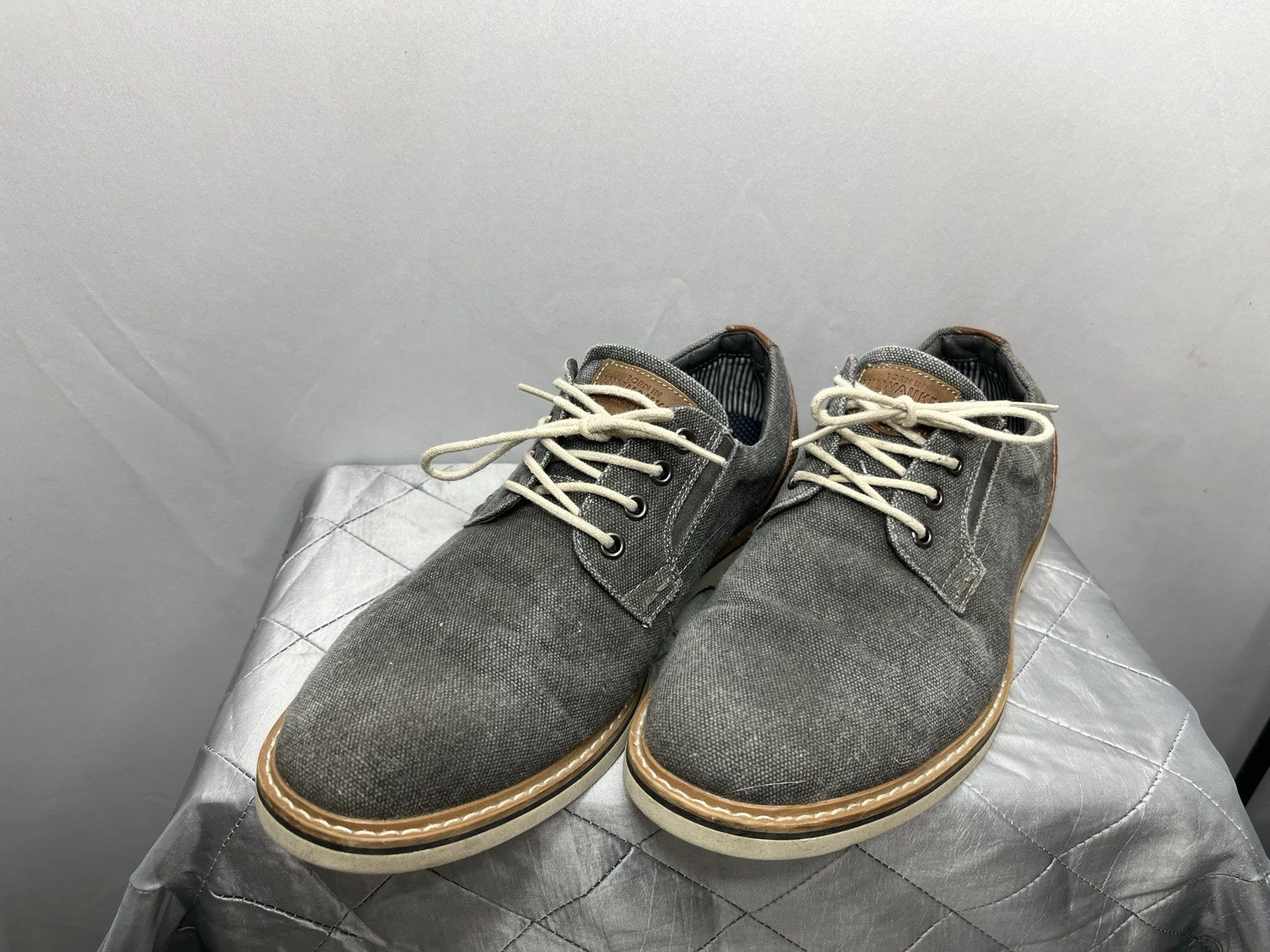 Nunn Bush Canvas Oxford Casual Shoes Gray Lace Up Mens 9M 84856-025
Opens in a new window or tab