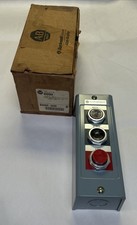 ALLEN BRADLEY,800H-3HD,HEAVY DUTY PUSH BUTTON STATION NOS