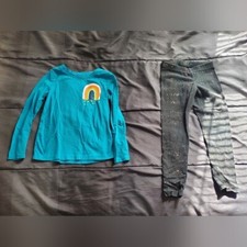 girl 4/5 leggings and turquoise long sleeve