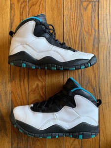 retro 10s powder blue