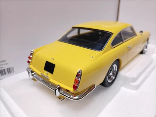 Matrix 1/18 Ferrari 250GT/E 2+2 1960 gelb - Bild 4 von 6