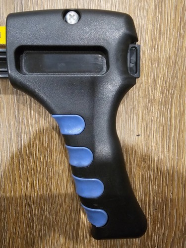 x2 Versasaw - Spring Loaded - Plastic handle Bi-Metal, Cuts Wood Metal Plastic - Picture 3 of 4
