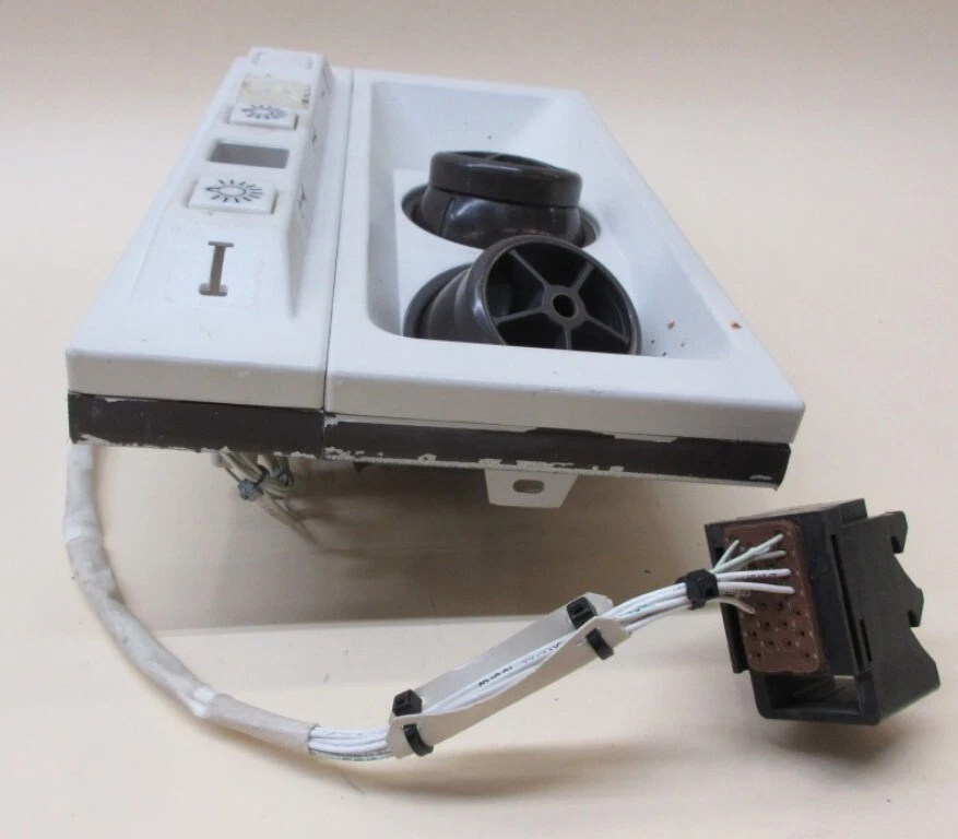 AIRBUS, PANEL AIRE ACONDICIONADO SERVICIO PASAJEROS, A925-91984-114-00-R, AC Foto 4 de 4